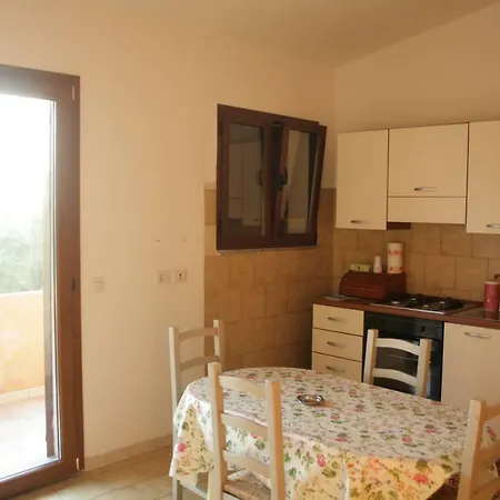 Vacanze Apartment *